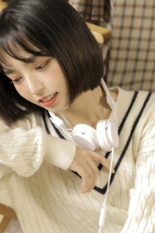 坐公交车日了两个小